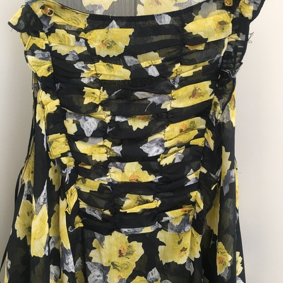 Brand new ZARA flower tank - Size S - Picture 3 of 3